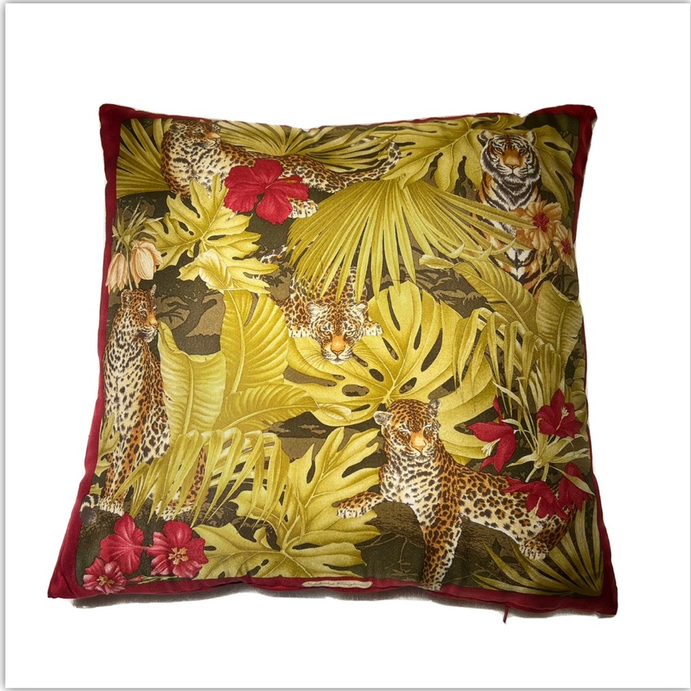 SALVATORE FERRAGAMO COLLECTABLE SIGNATURE JUNGLE ANIMAL PRINT SILK ACCENT PILLOW